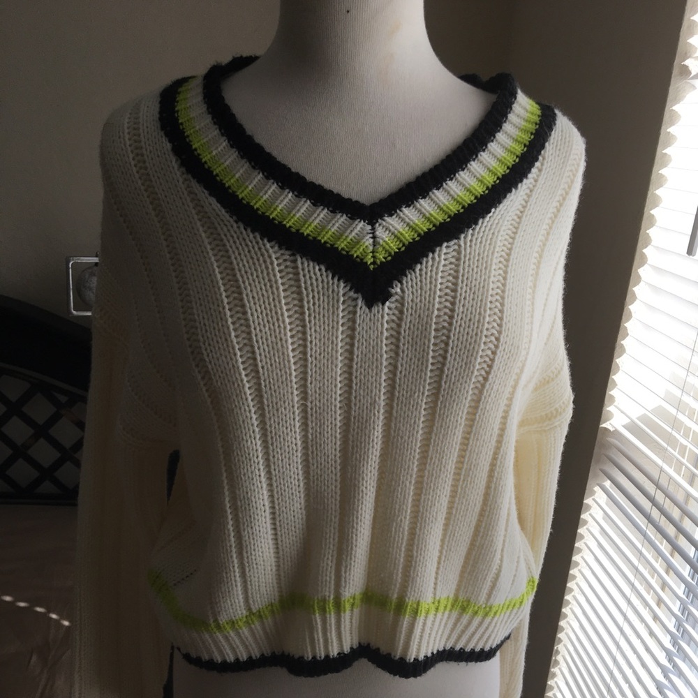 V-neck Sweater
